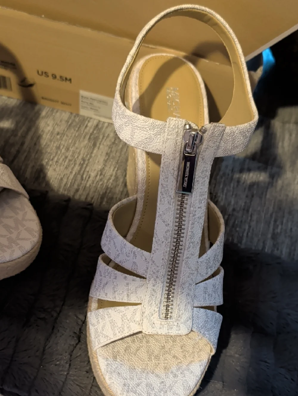 Michael Kors Ivory Logo Espadrille Wedge Sandals with Front Zip - Picture 5 of 5